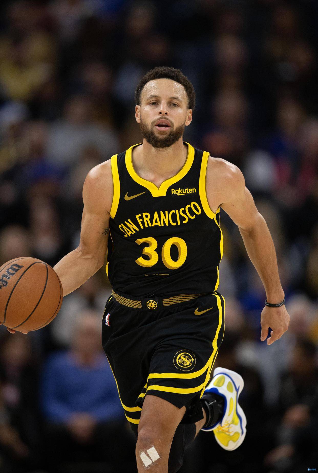 半场战报：哥本哈根1-0阿拉木图凯拉特，维克托-达达松建功（半场：哥本哈根1比0领先阿拉木图凯拉特，维克托-达达松破门）