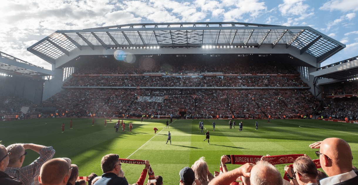 若昂-内维斯：B费帮助我更快融入葡萄牙队，可以做真实的自己（若昂-内维斯：B费的支持让我迅速融入葡萄牙队，也能做回真实的自己）