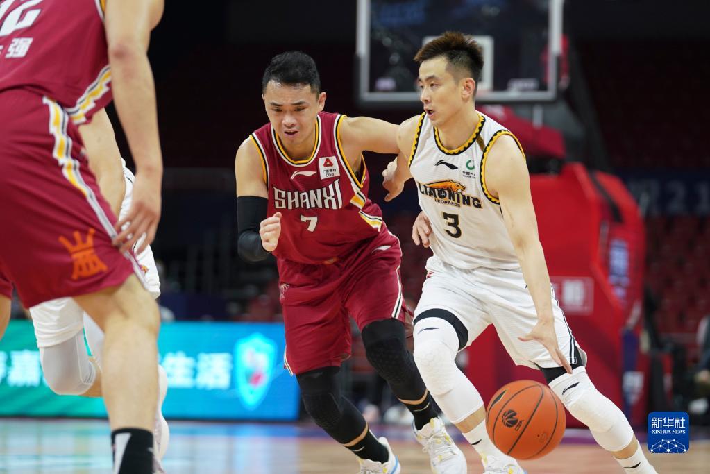 巴尔韦德谈抗议吃牌：天气那么冷，抗议抗议暖暖身子（巴尔韦德笑谈抗议领黄：天这么冷，就当暖个身）