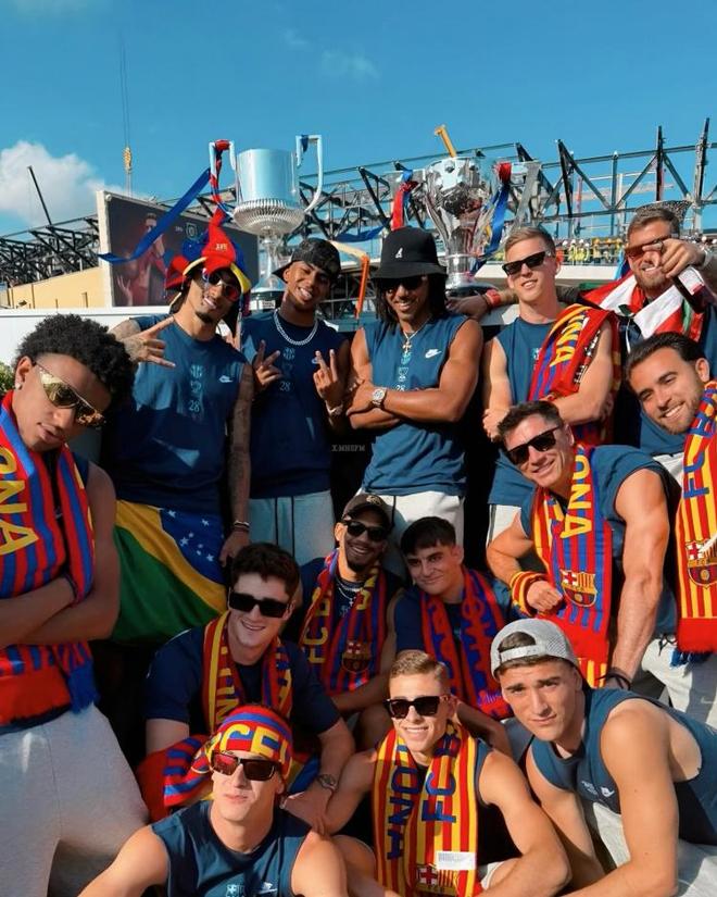 波兰主帅：要帮扎莱夫斯基找回状态；我觉得莱万还没决定未来（波兰主帅：将助扎莱夫斯基重拾状态，莱万未来尚未敲定）