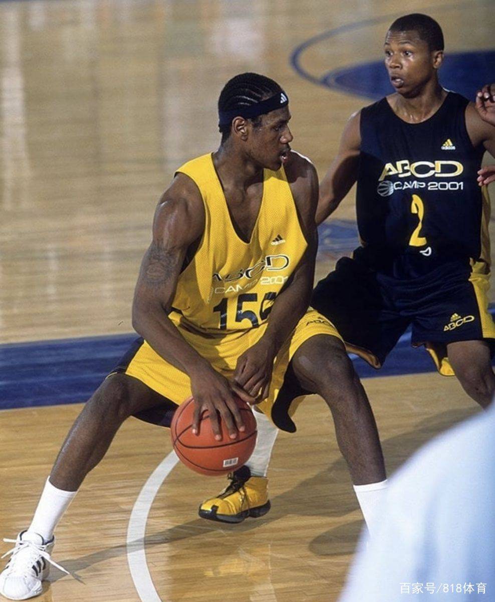 足球欧洲豪门中场爆发，连续三场送助攻（欧洲豪门中场状态火热，三场连送助攻）