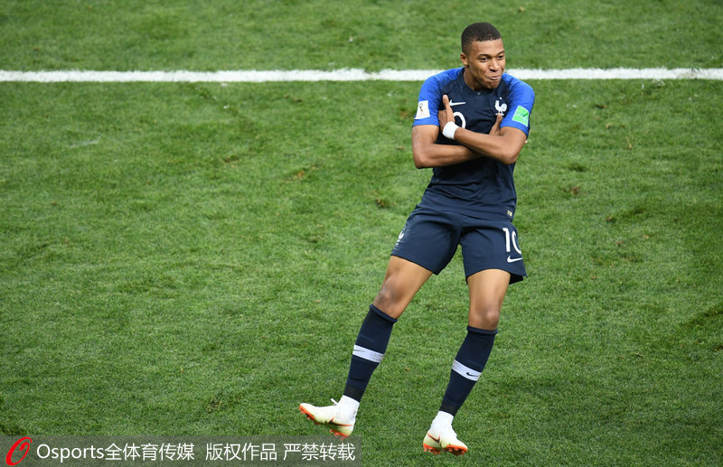 斯基拉：米兰要续约意U17国门隆戈尼，认为其是未来顶级球员