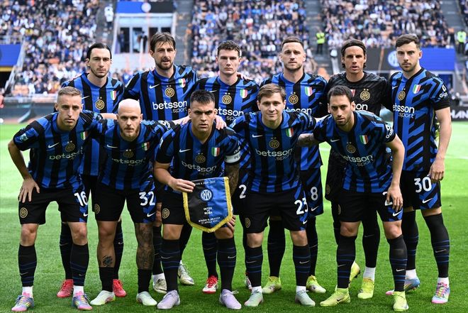 里程碑之战，恩里克迎来执教生涯第400场俱乐部赛事（里程碑时刻：恩里克迎来俱乐部执教第400战）