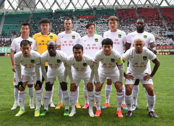 泰山功勋外援罗麦多重回省体，他曾在99年帮助球队夺得双冠王（99年助泰山双冠的功勋外援罗麦多重返省体）