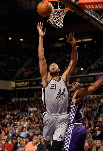 与4结缘，多特5轮欧冠联赛有4轮打入4球，剩下1轮被曼城进4球（多特与数字4有缘：5轮欧冠4场各入4球，另1场被曼城打进4球）